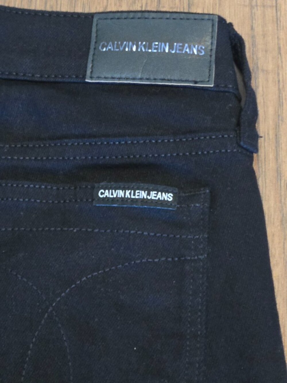 Calvin Klein 26x30 Infinite Black Jeans Skinny Leg NWT